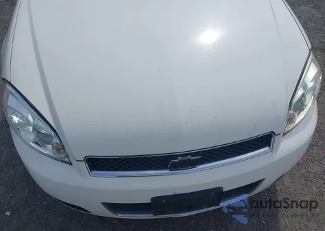 2008 Chevrolet Impala Super Sport z USA, uszkodzony, nr VIN 2G1WD58C489130142